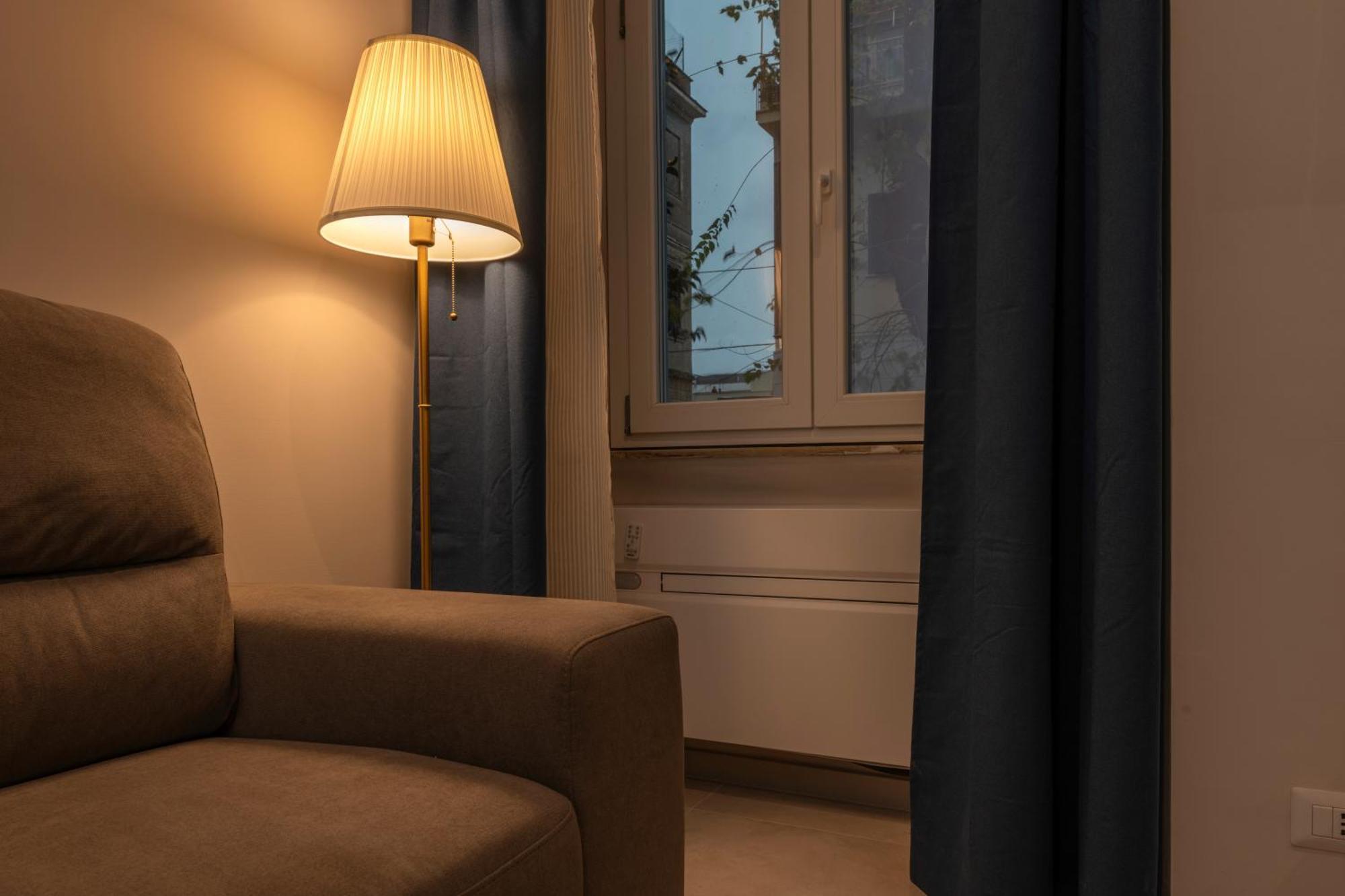 Bastioni Central Apartment ชิวิตาเวกเกีย ภายนอก รูปภาพ
