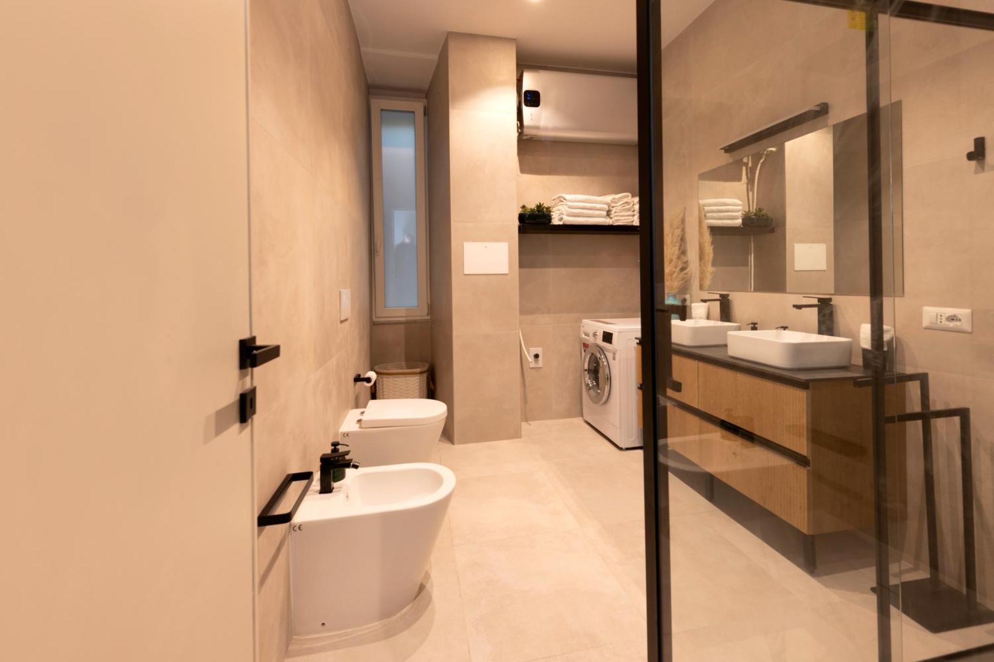 Bastioni Central Apartment ชิวิตาเวกเกีย ภายนอก รูปภาพ